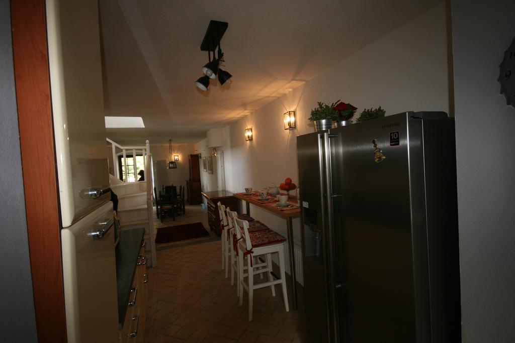 La Villa Di Augusto Anguillara Sabazia Habitación foto